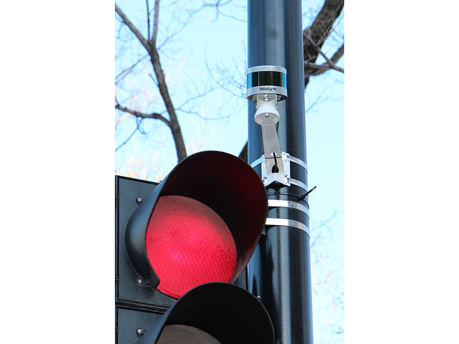 Close-up view of Velodyne Lidar's Ultra Puck sensor being used for Blue City Technology's Smart City solution for traffic monitoring